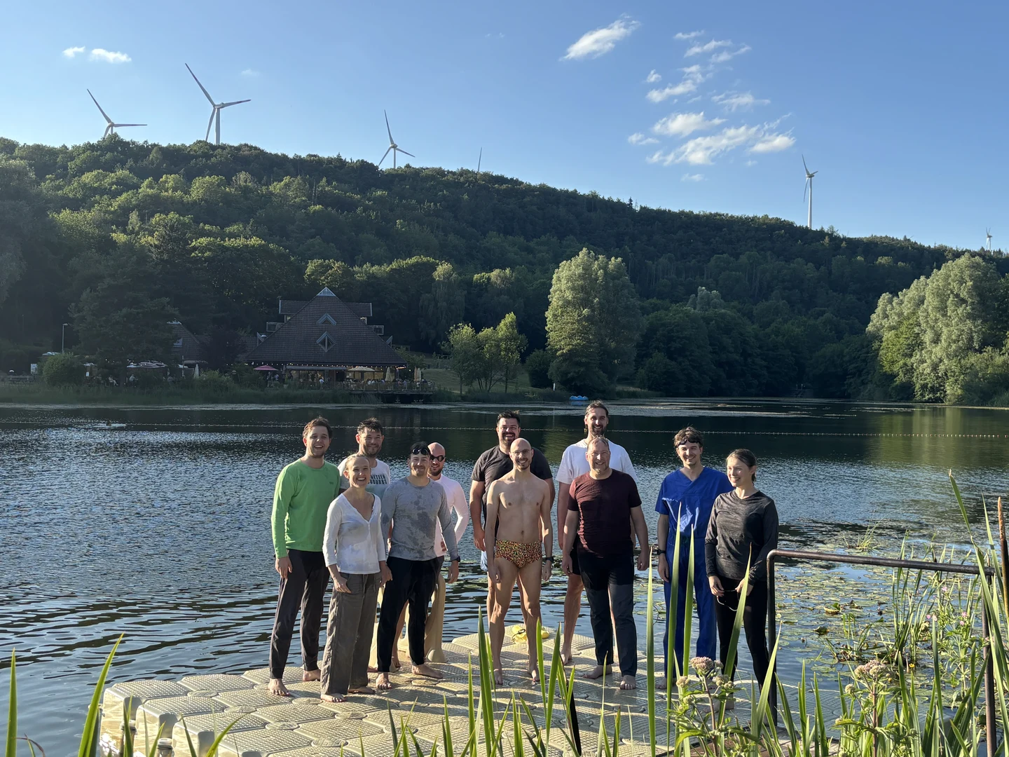 KaVoMa-Studierende organisieren Rettungsschwimmer-Kurs am Waldsee Rieden